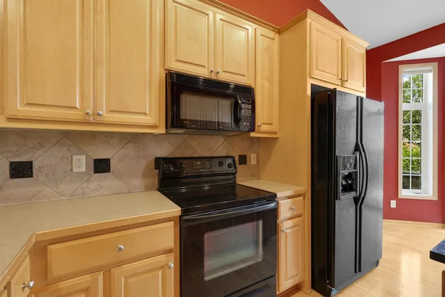 $410,000 | 9007 Meadow Place, Savage, MN 55378