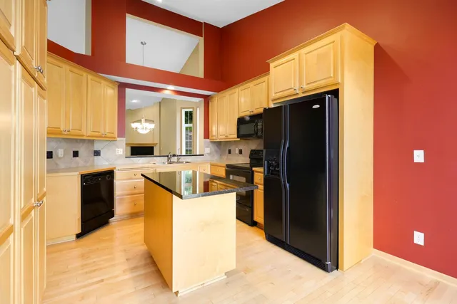 $410,000 | 9007 Meadow Place, Savage, MN 55378