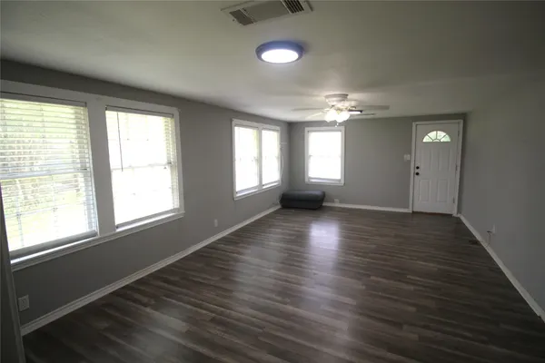 $139,000 | 592 Burr Road, Madisonville, TX 77864