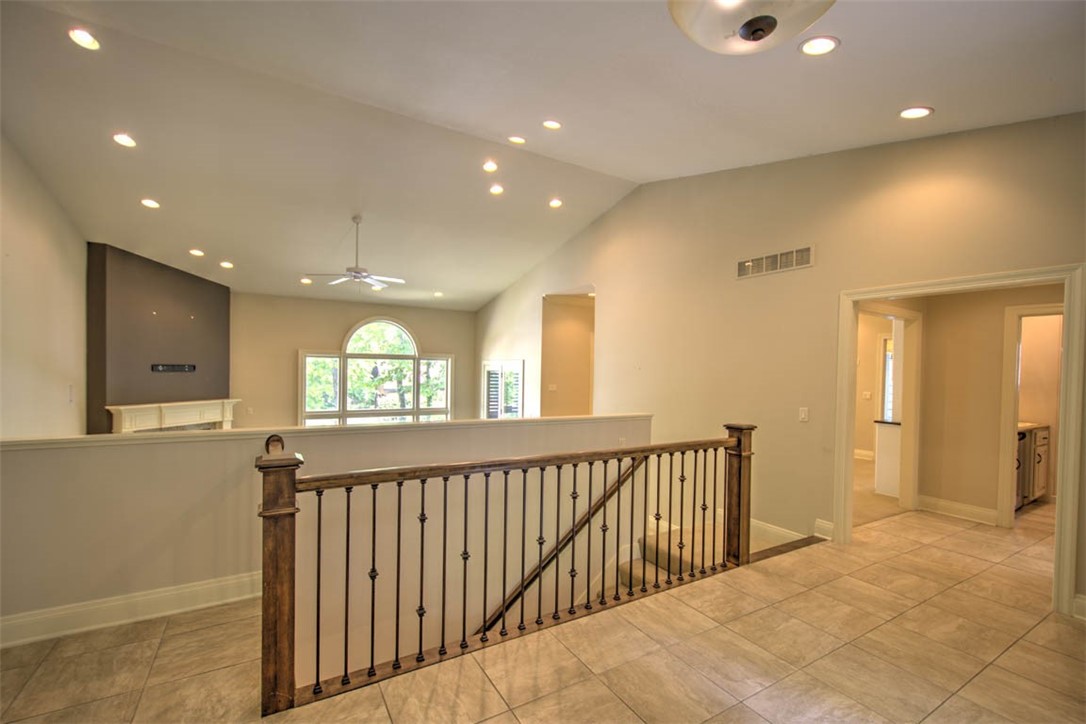 35 Lake Pointe Decatur, IL 62521 - Photo 8 of 46