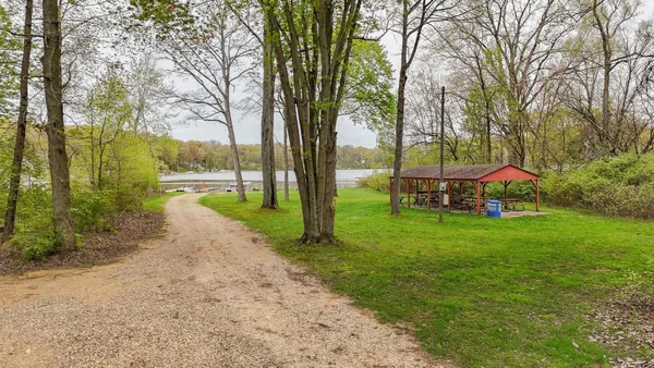 $175,000 | 56896 Sunnyside Avenue, Cassopolis, MI 49031