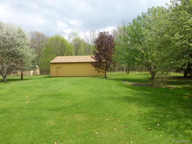 4946 Lonsberry Road Columbiaville, MI 48421 - Photo 32 of 45 P1010918.jpg