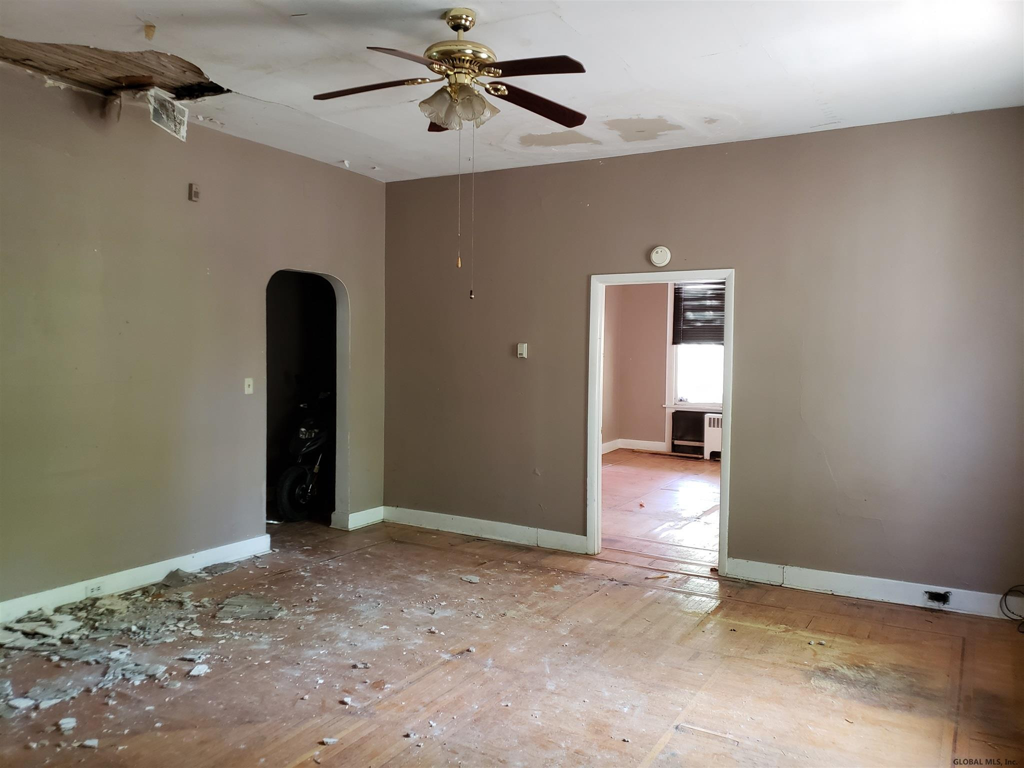 219 Spring Avenue Troy, NY 12180 - Photo 27 of 31 Photo 27