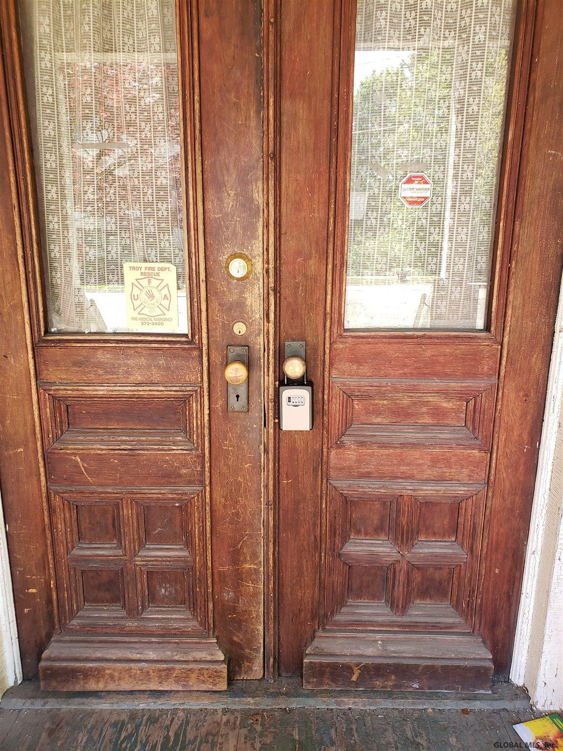 219 Spring Avenue Troy, NY 12180 - Photo 6 of 31 Photo 6
