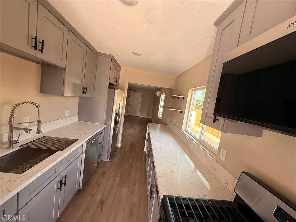 472 Mill Street Colton, CA 92324 - Photo 10 of 24