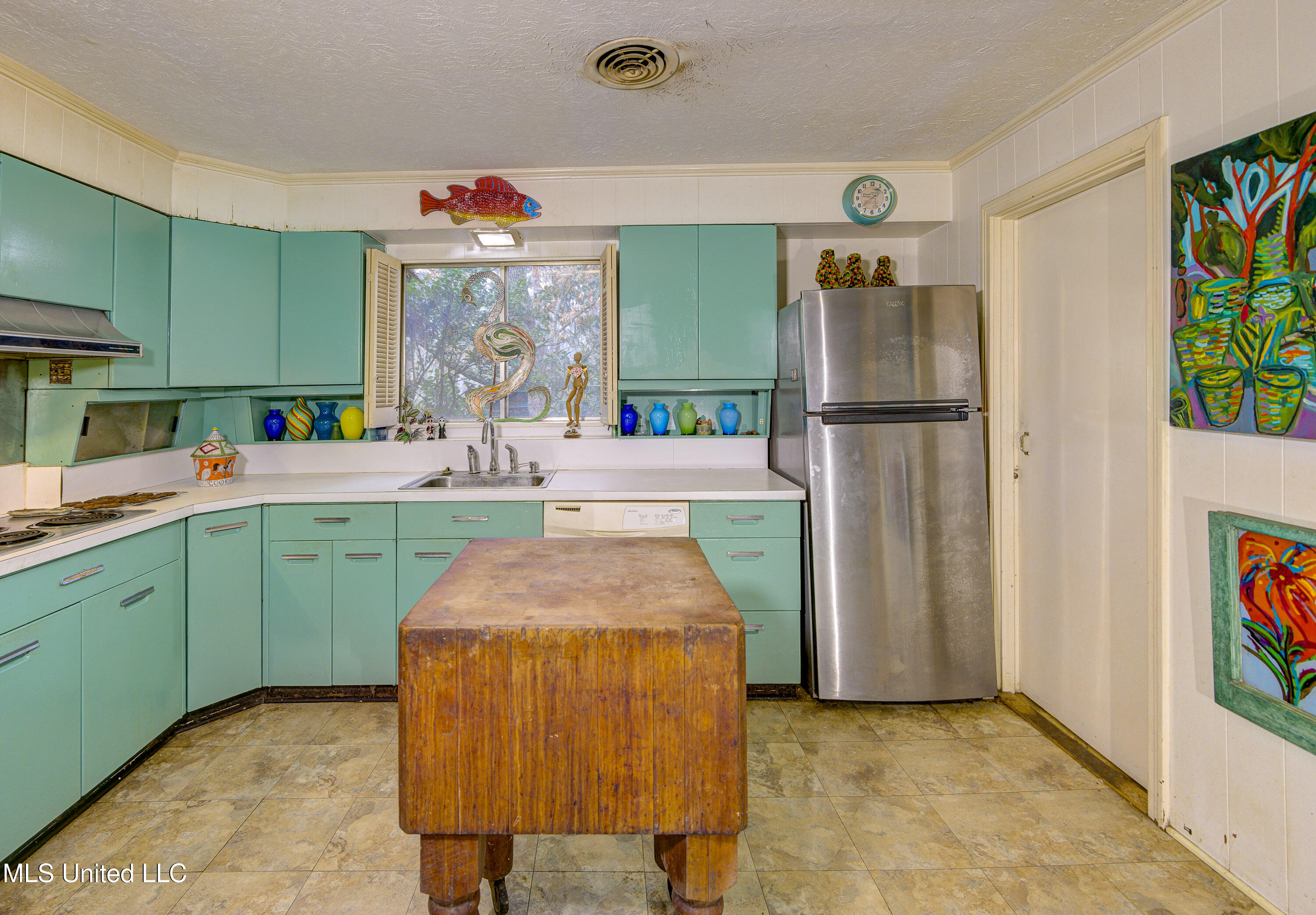 1735 Hillview Drive Jackson, MS 39211 - Photo 14 of 44 Kitchen 3