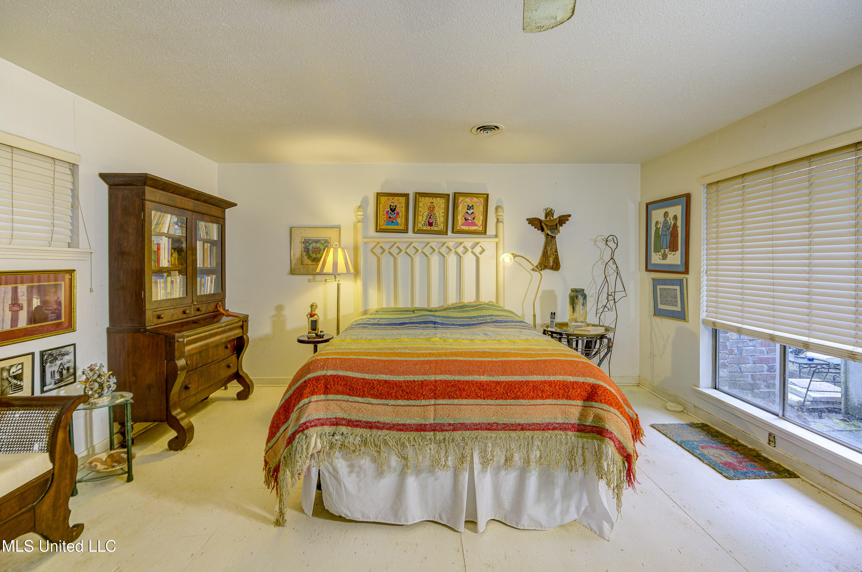 1735 Hillview Drive Jackson, MS 39211 - Photo 25 of 44 Primary Bedroom 2