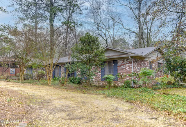 $195,000 | 1735 Hillview Drive, Jackson, MS 39211
