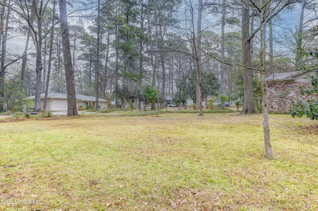 $195,000 | 1735 Hillview Drive, Jackson, MS 39211