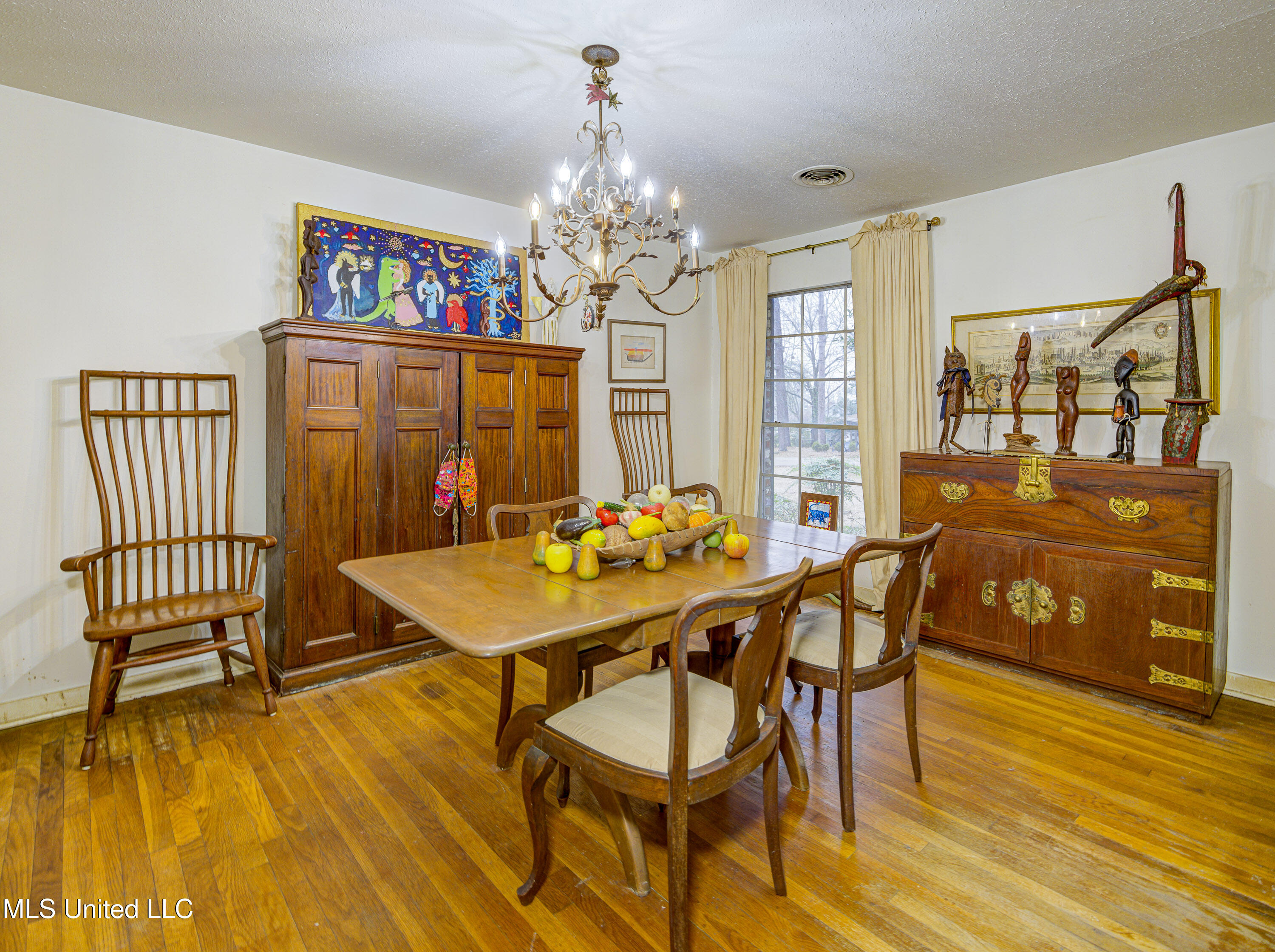 1735 Hillview Drive Jackson, MS 39211 - Photo 7 of 44 Dining Room 1