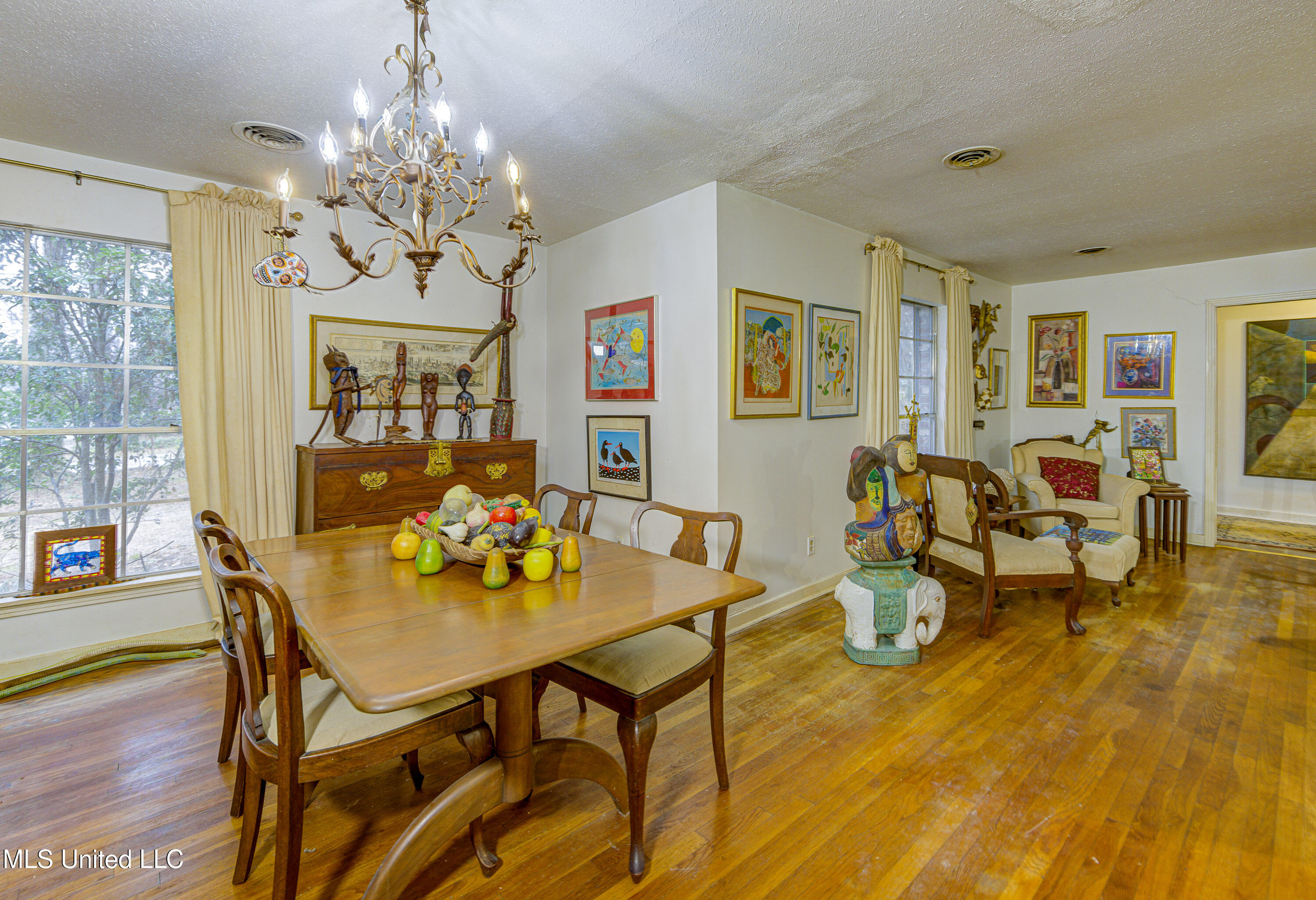 1735 Hillview Drive Jackson, MS 39211 - Photo 8 of 44 Dining Room 2