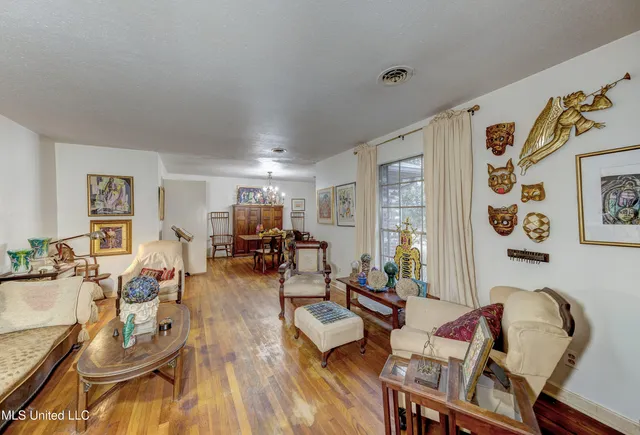 $195,000 | 1735 Hillview Drive, Jackson, MS 39211