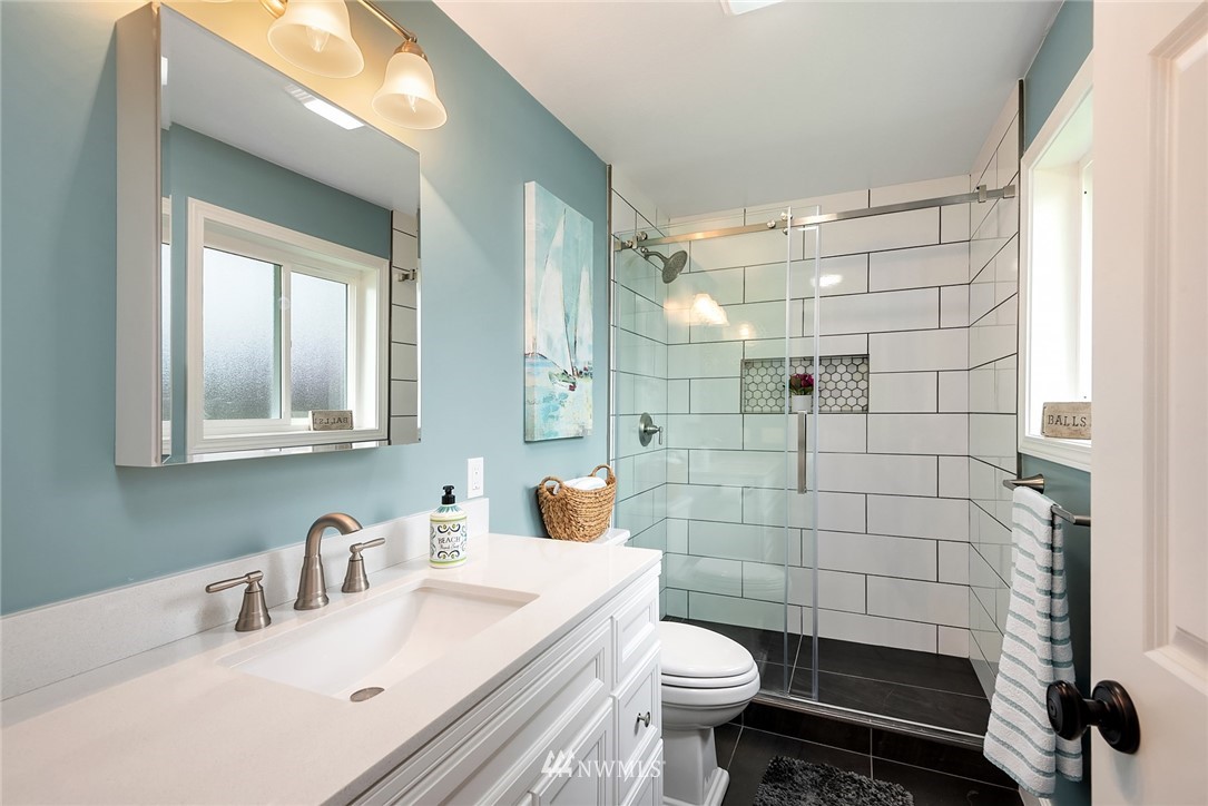 9309 Northeast 191st Street Bothell, WA 98011 - Photo 12 of 25 Gallery Image 12