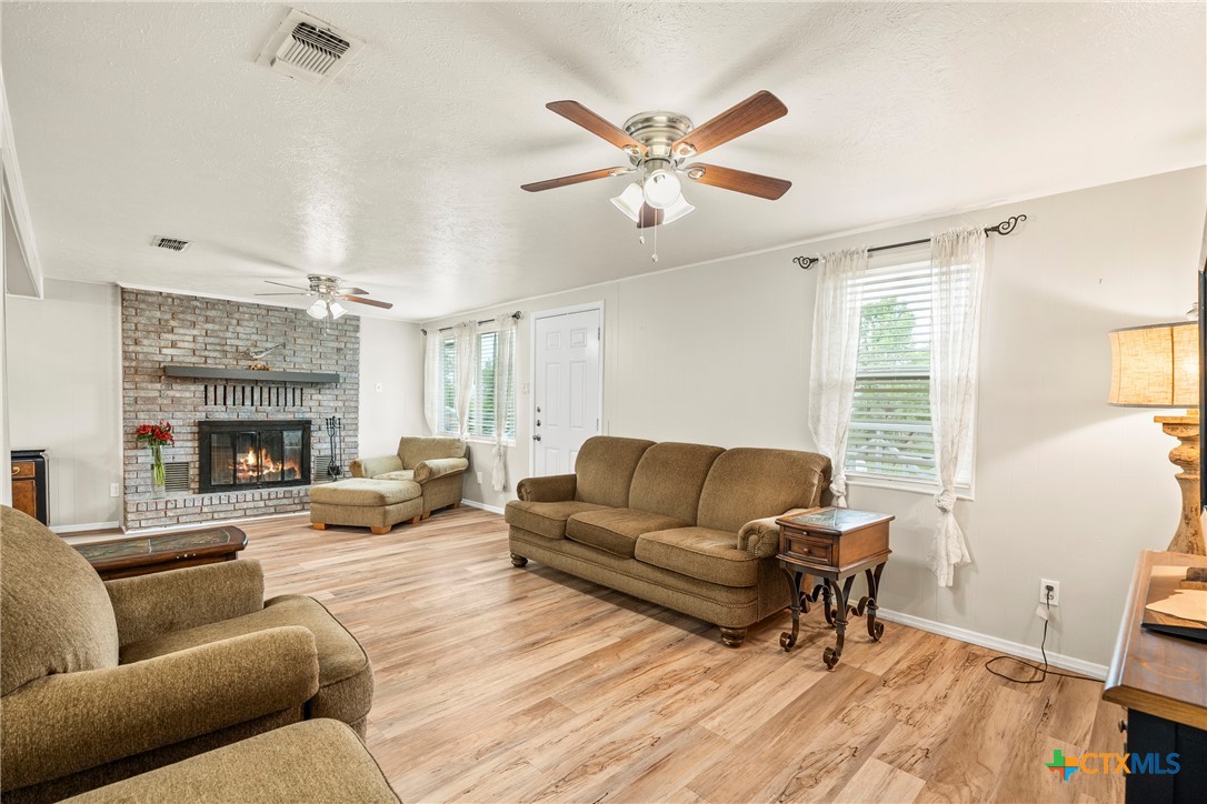 51 Cliffside Circle Belton, TX 76513 - Photo 7 of 27