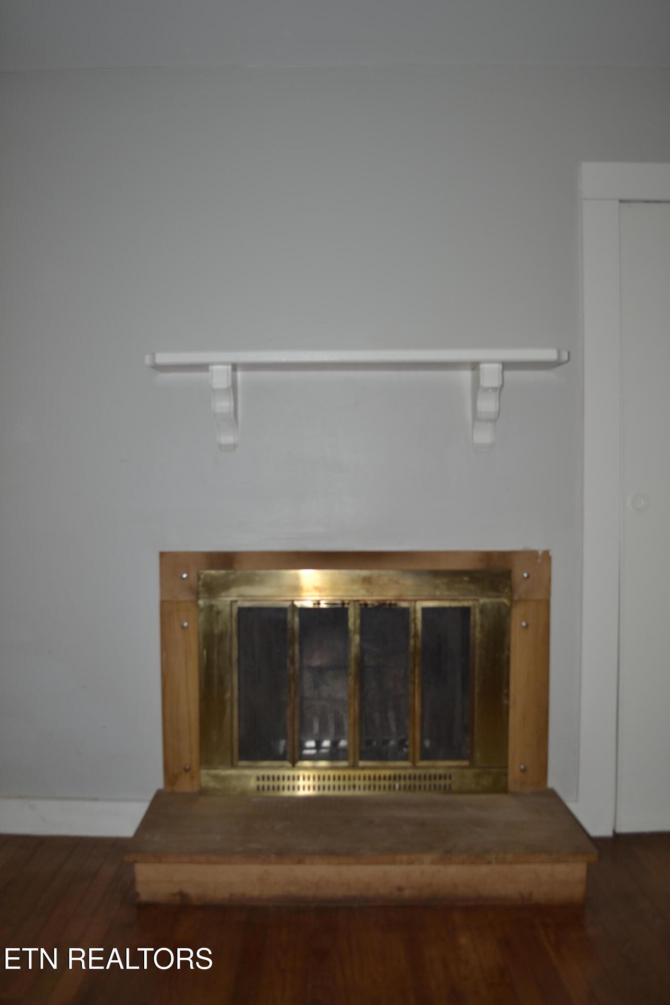 105 Rand Circle Oak Ridge, TN 37830 - Photo 10 of 60 Gallery Image 10