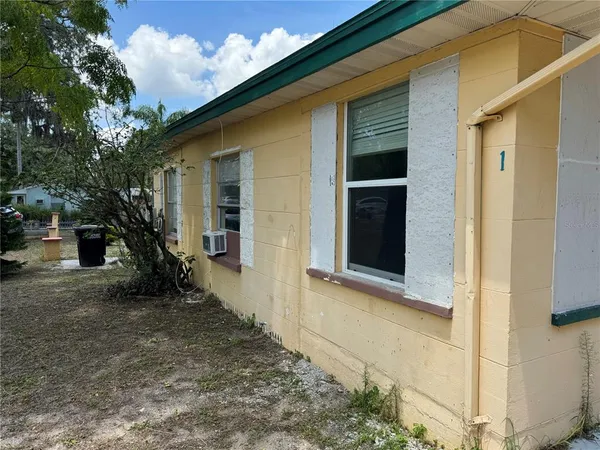 $899,990 | 2065 North Betty Lane, Clearwater, FL 33755