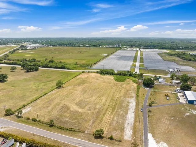 a view of an ocean view