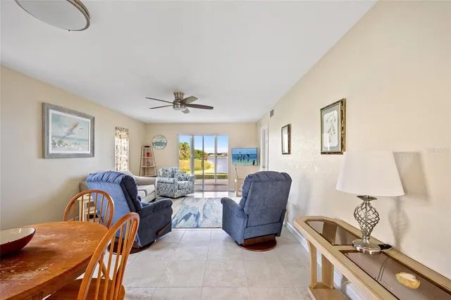 $190,000 | 1512 Rio De Janeiro Avenue, Unit 111, Punta Gorda, FL 33983