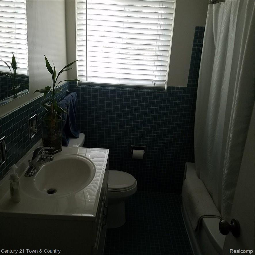 6321 Donaldson Road Troy, MI 48085 - Photo 15 of 17 Donaldson 09.jpg