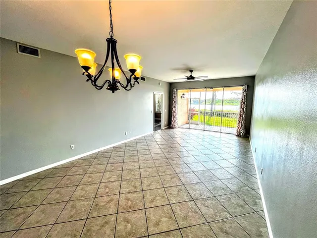 $2,150 | 5691 Key Largo Court, Unit 5691, Bradenton, FL 34203