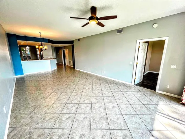 $2,150 | 5691 Key Largo Court, Unit 5691, Bradenton, FL 34203