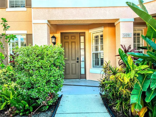 $2,150 | 5691 Key Largo Court, Unit 5691, Bradenton, FL 34203