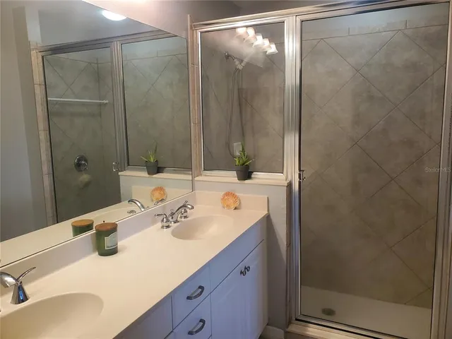 $2,150 | 5691 Key Largo Court, Unit 5691, Bradenton, FL 34203