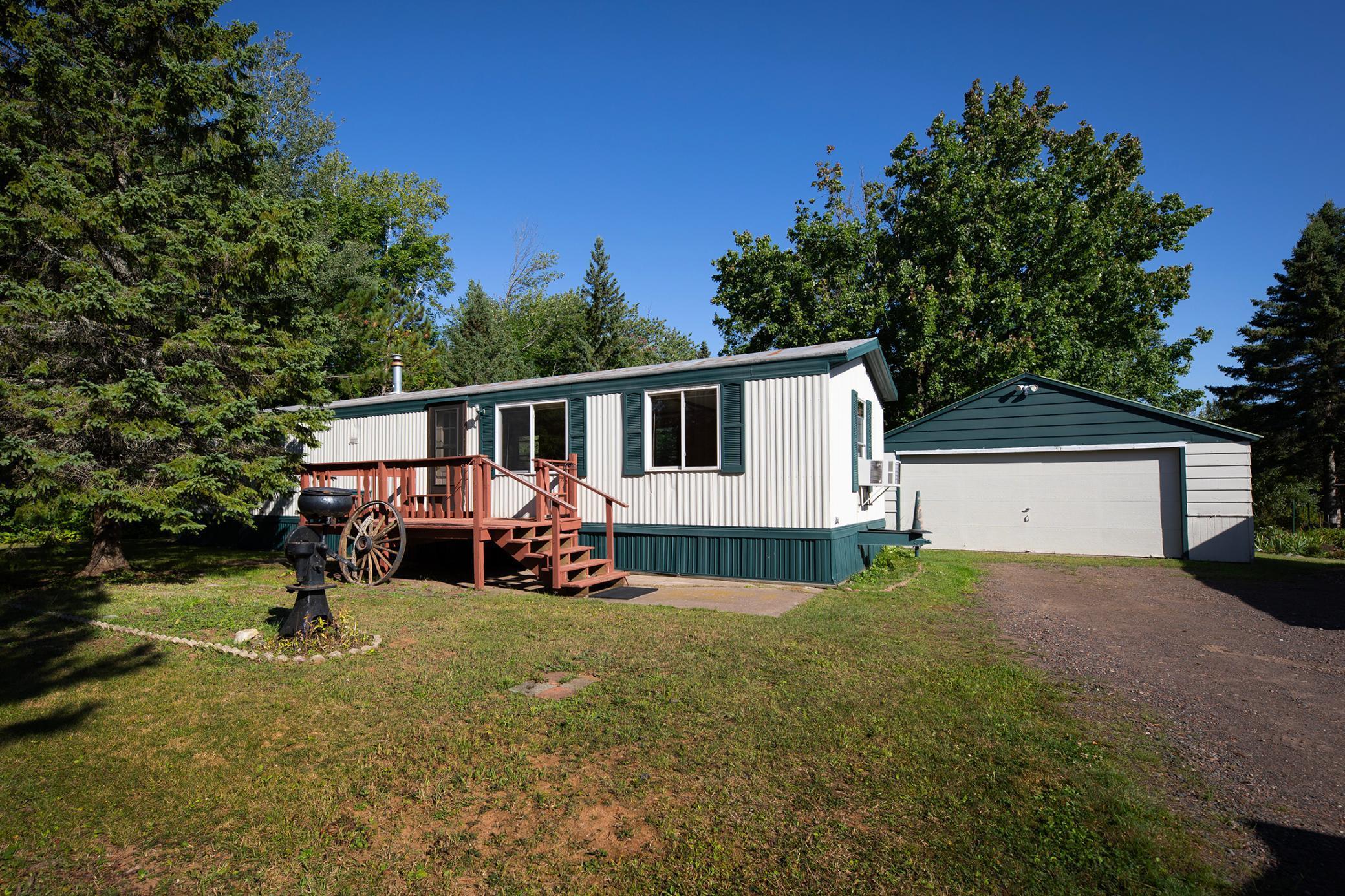 4331 West Calvary Road Duluth, MN 55803 - Photo 1 of 18