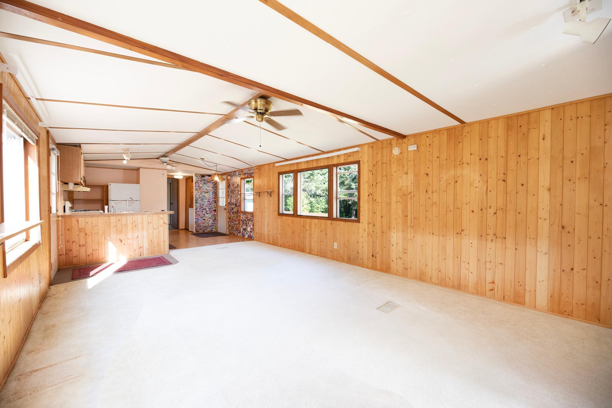 4331 West Calvary Road Duluth, MN 55803 - Photo 3 of 18