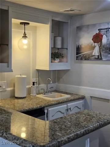 $2,950 | 7412 Nectar Circle, Las Vegas, NV 89147