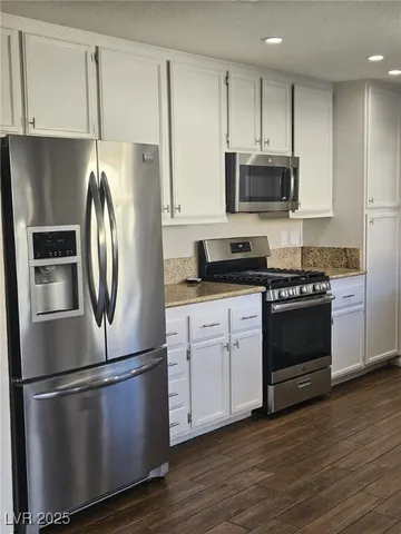 $2,950 | 7412 Nectar Circle, Las Vegas, NV 89147