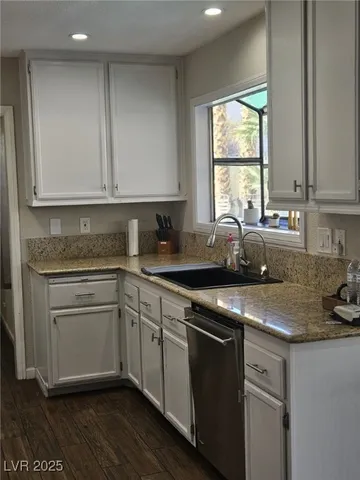 $2,950 | 7412 Nectar Circle, Las Vegas, NV 89147