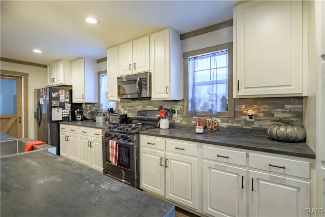 $289,900 | 51 Pangborn Road, Hastings, NY 13036