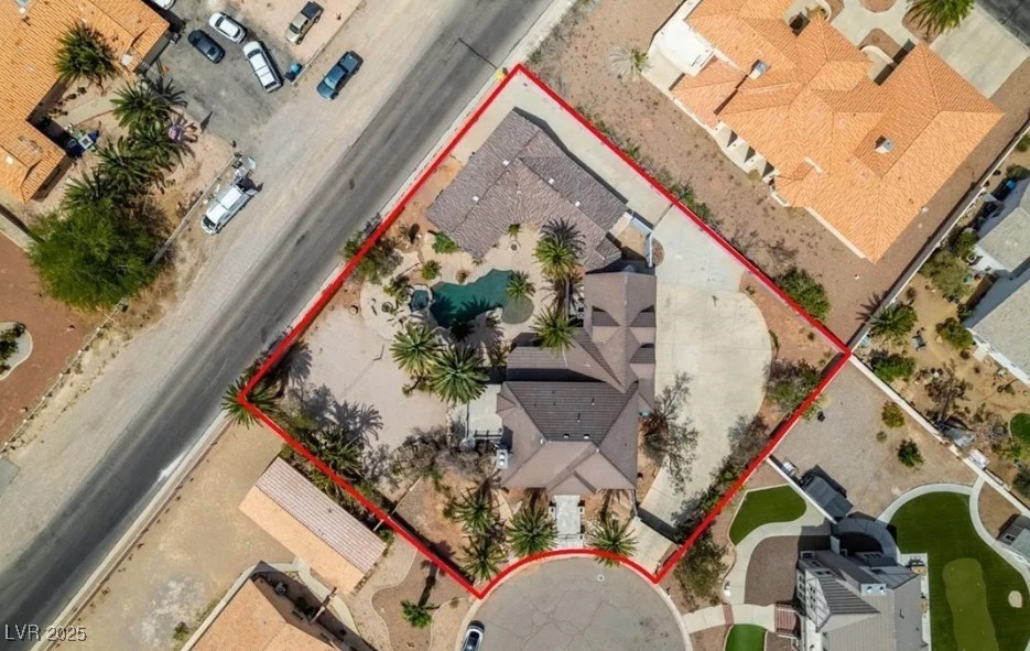 6520 Turtle Hill Road Las Vegas, NV 89110 - Photo 3 of 59 Aerial view of property and surrounding area featuring property parcel outlined