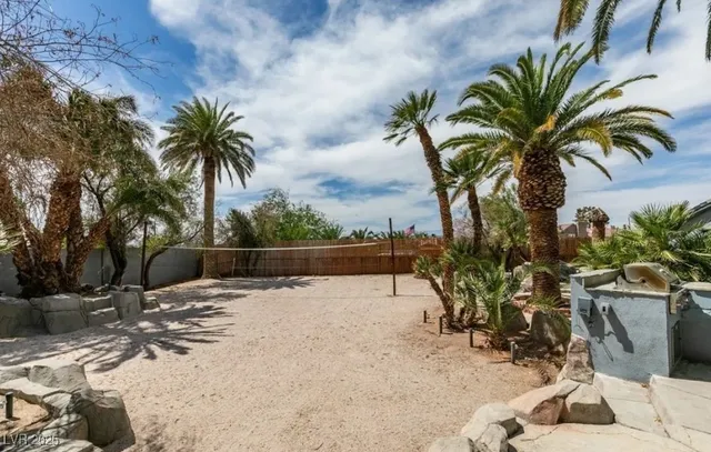$1,299,998 | 6520 Turtle Hill Road, Las Vegas, NV 89110