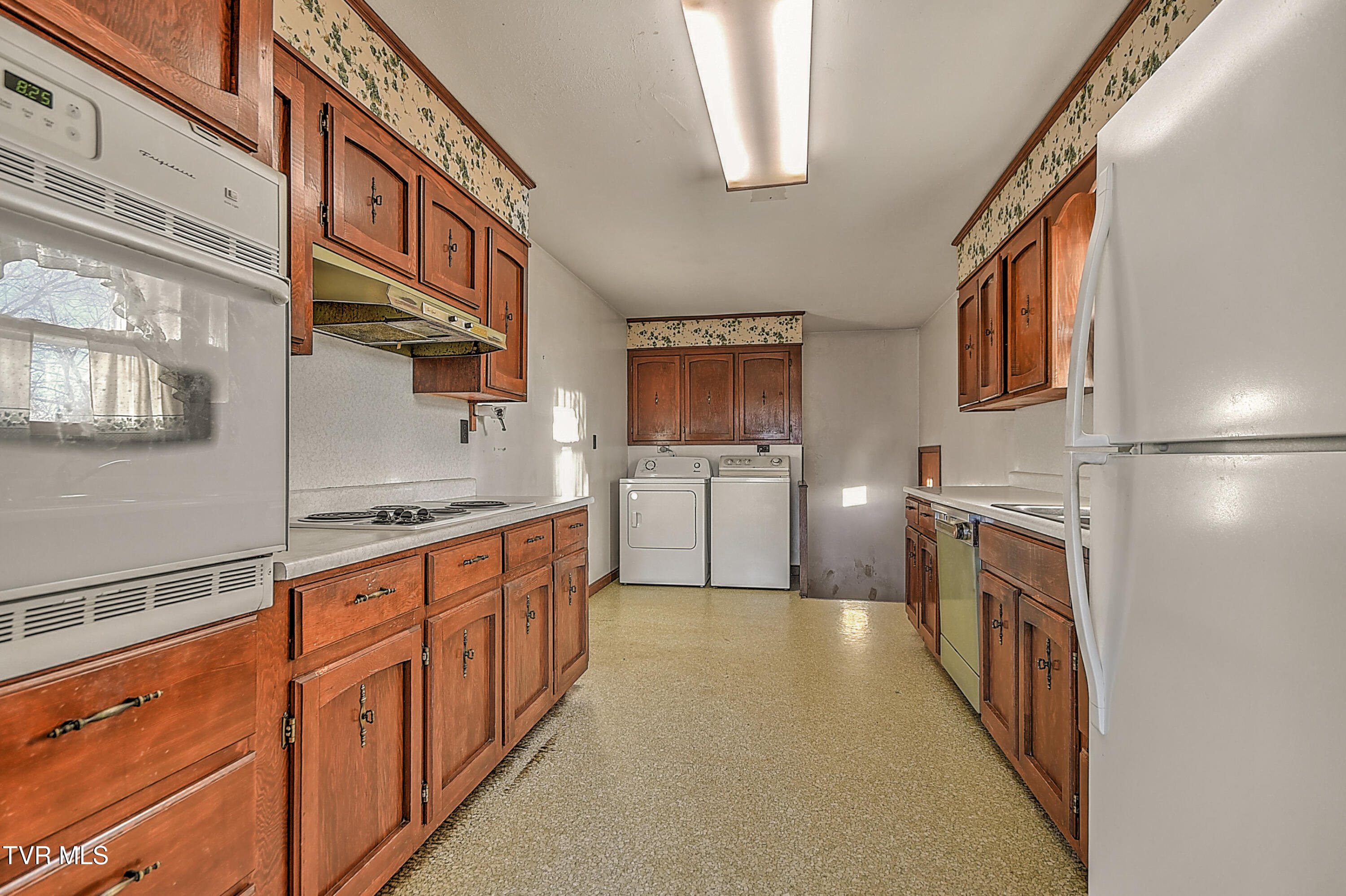 461 Kincheloe Road Fall Branch, TN 37656 - Photo 43 of 66 461 Kincheloe Rd GC-12