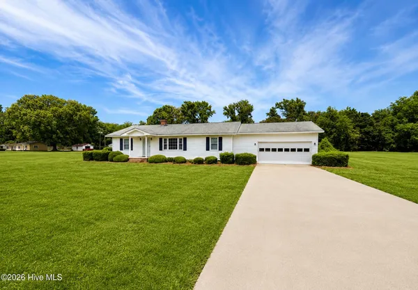 $236,500 | 606 Darden Drive, Kinston, NC 28504