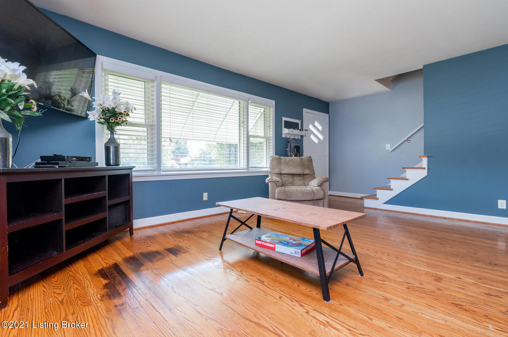 8515 Smithton Road Louisville, KY 40219 - Photo 10 of 33 8515-111