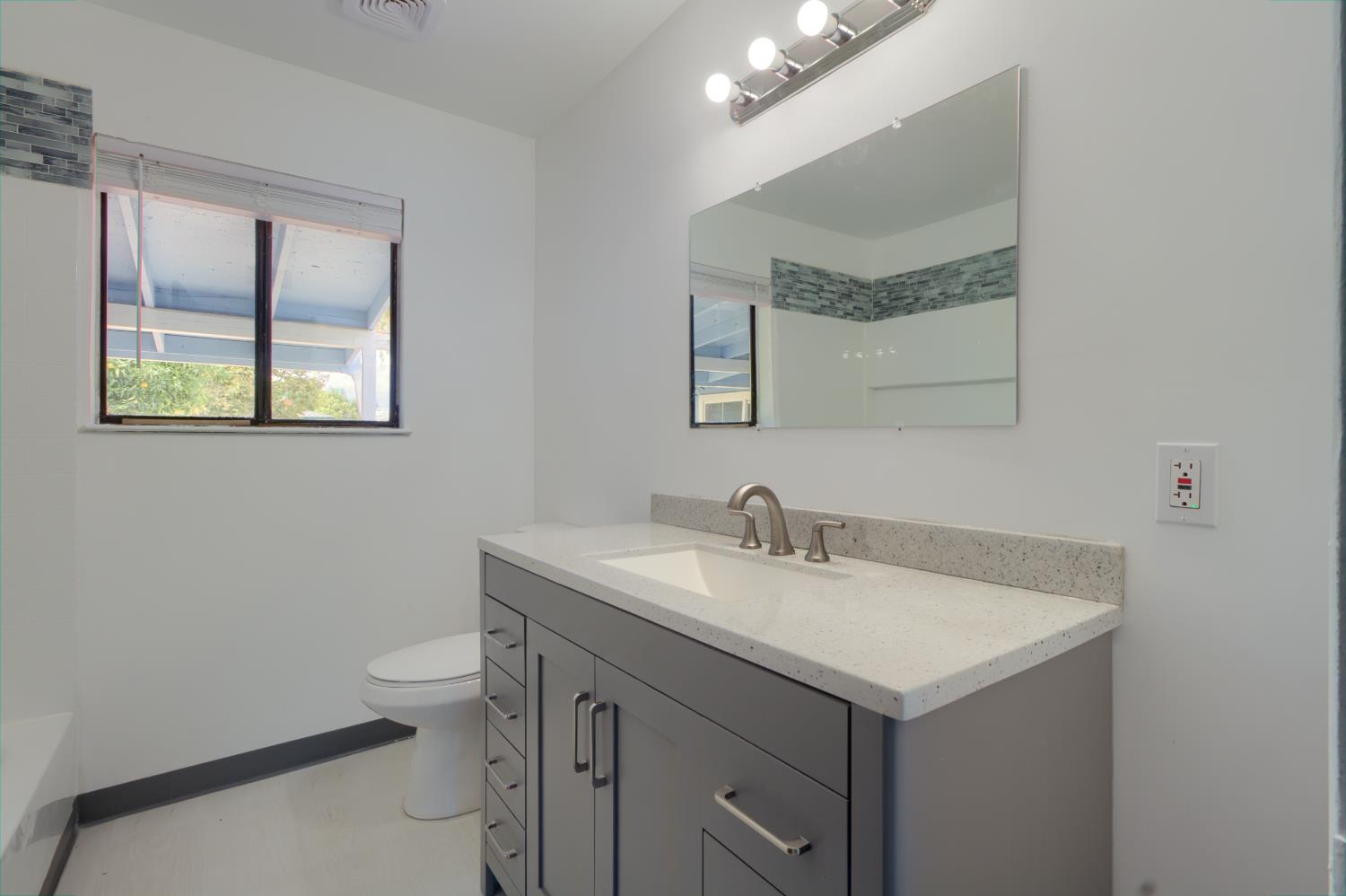 723 Helen Way Woodland, CA 95776 - Photo 24 of 47