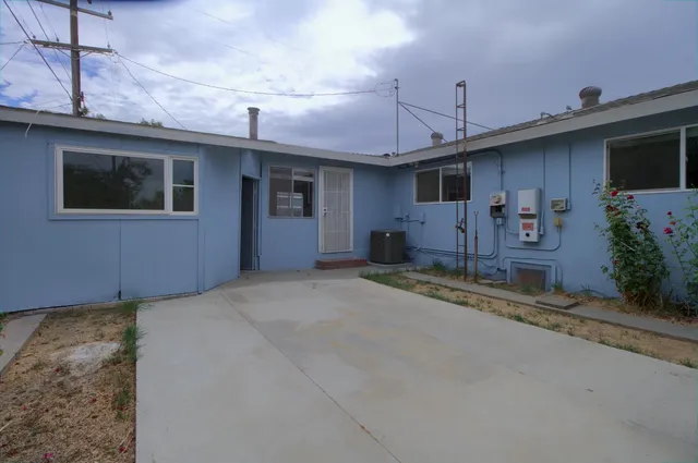 $2,500 | 723 Helen Way, Woodland, CA 95776