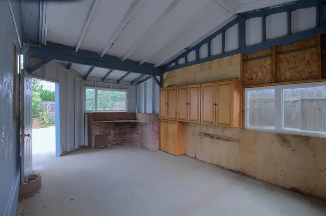 $2,500 | 723 Helen Way, Woodland, CA 95776