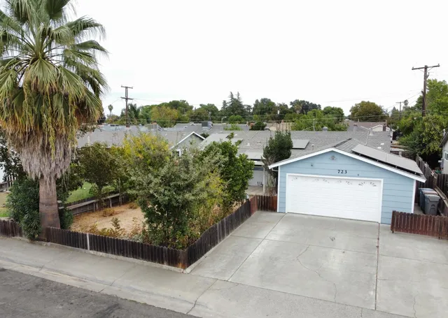 $2,500 | 723 Helen Way, Woodland, CA 95776