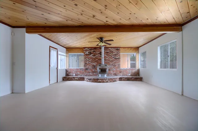 $2,500 | 723 Helen Way, Woodland, CA 95776