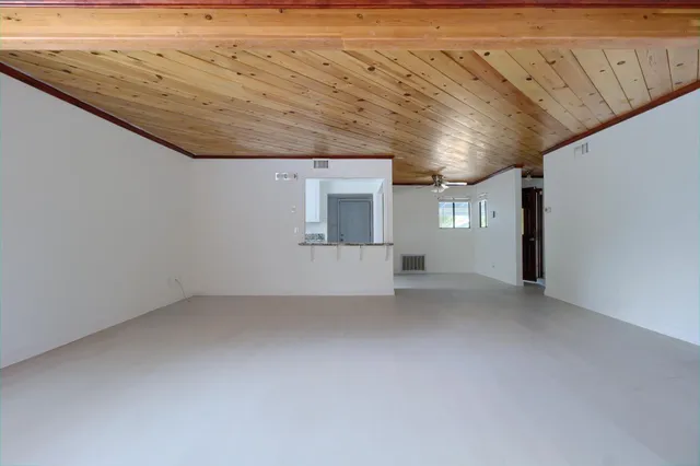 $2,500 | 723 Helen Way, Woodland, CA 95776