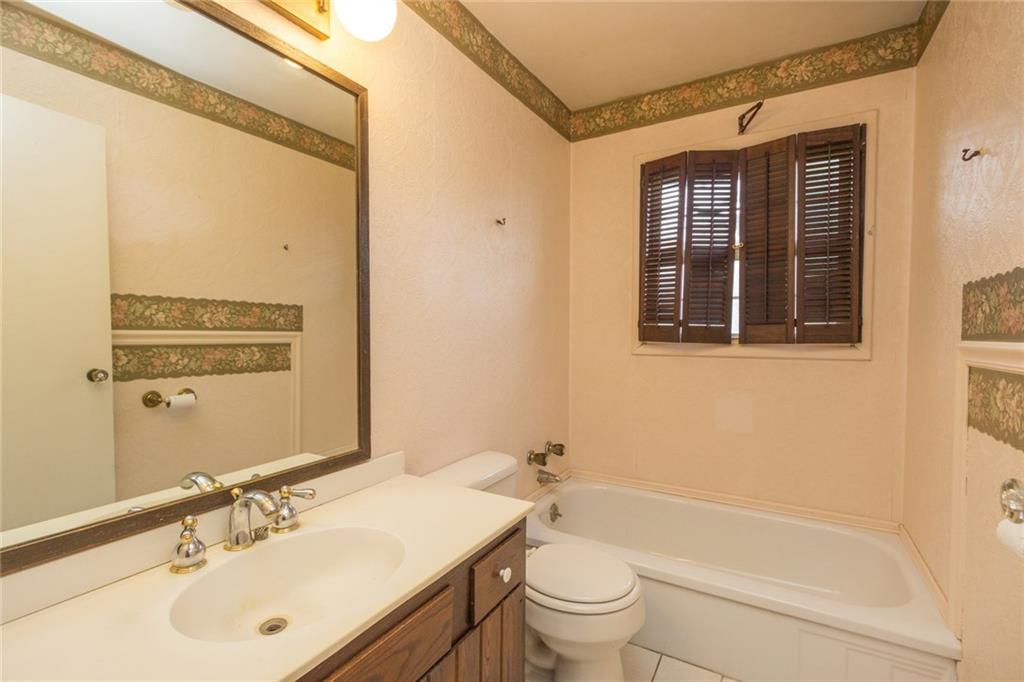 1918 Maratta Road Aliquippa, PA 15001 - Photo 13 of 18 Main full bath.....