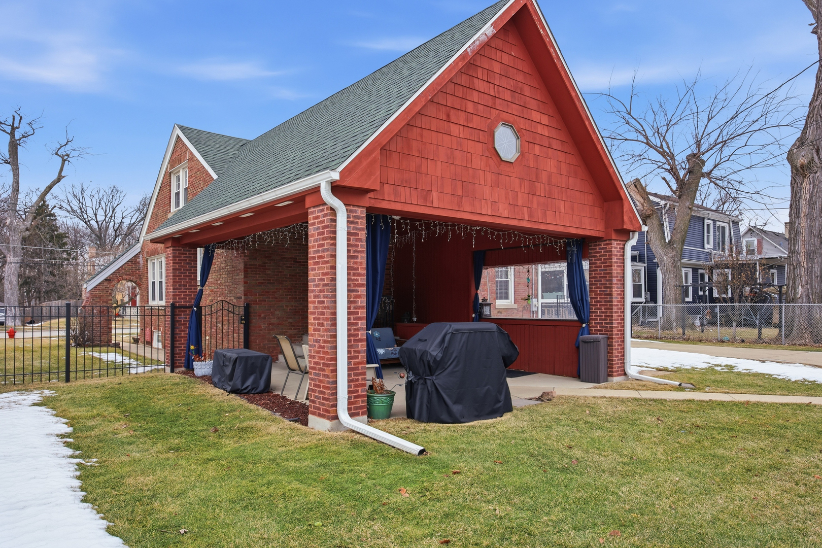 2557 Oak Street River Grove, IL 60171 - Photo 29 of 42 a view of backyard of house