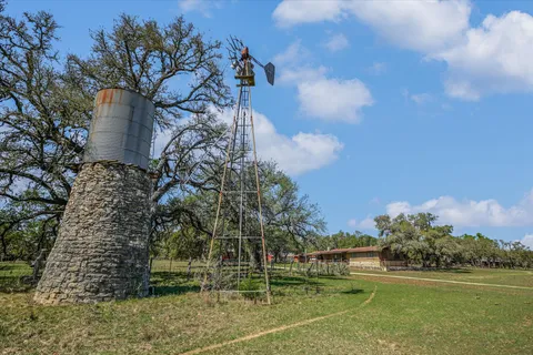 $1,900,000 | 5421 Purgatory Road, San Marcos, TX 78666