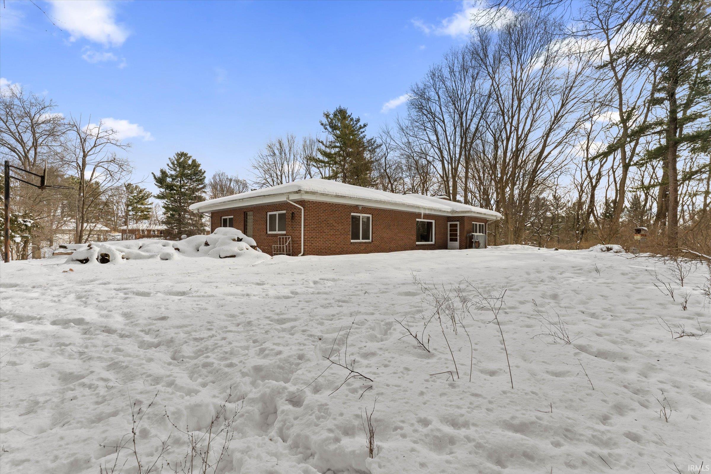 59277 Hazel Road South Bend, IN 46614 - Photo 23 of 30