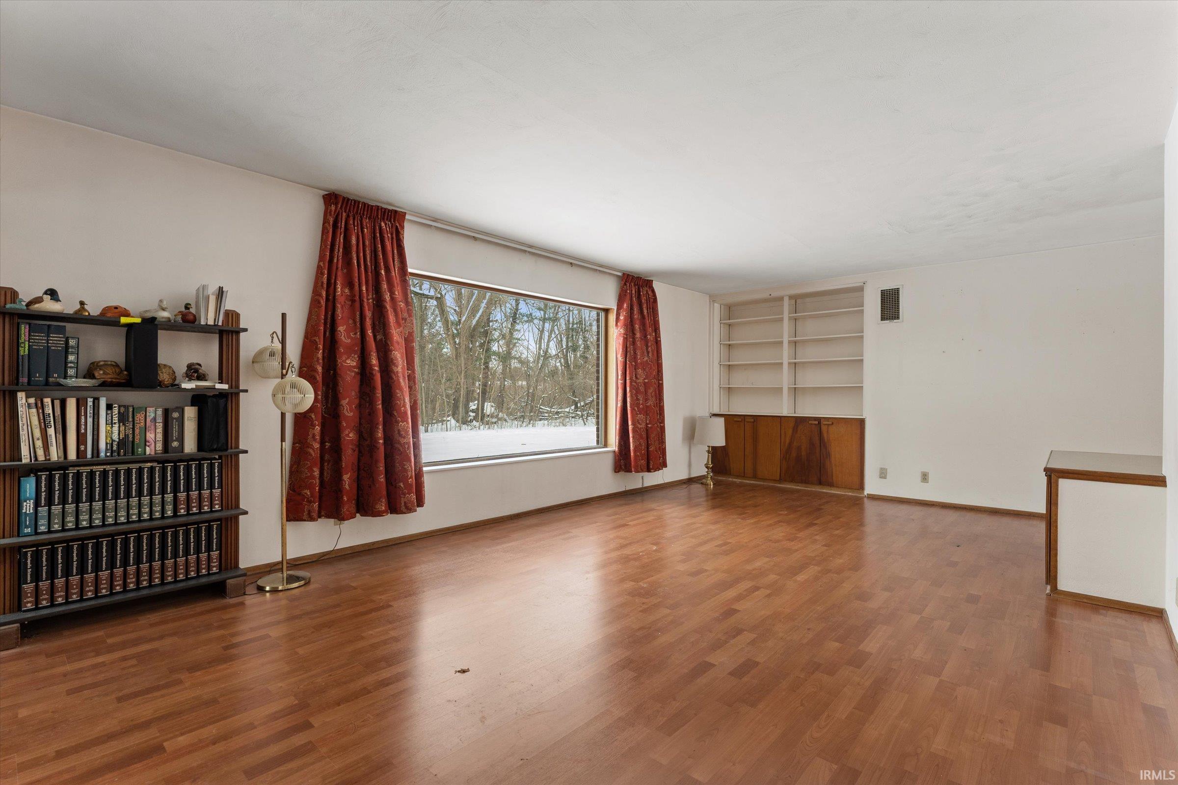 59277 Hazel Road South Bend, IN 46614 - Photo 7 of 30