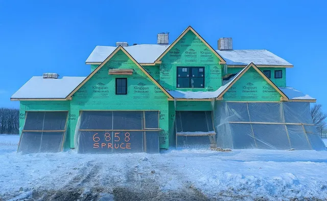 $1,150,735 | 6858 Spruce Lane, Corcoran, MN 55340